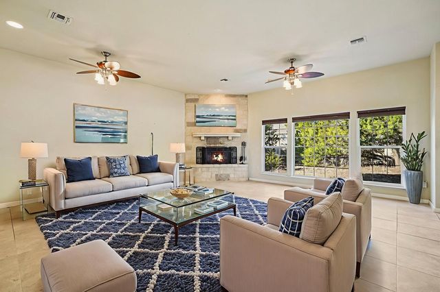 113 Pond Creek Lane, Hunt, TX 78024