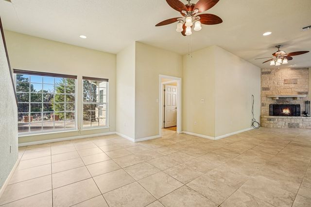 113 Pond Creek Lane, Hunt, TX 78024