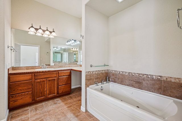 113 Pond Creek Lane, Hunt, TX 78024