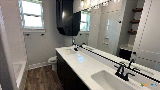 1540 Cottonwood Mesa Drive, Kempner, TX 76539