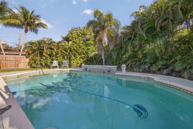 712 NW 29th Court, Wilton Manors, FL 33311