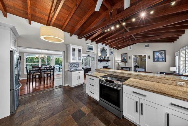 712 NW 29th Court, Wilton Manors, FL 33311