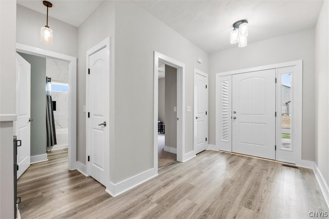 241 Bloomfield, Van Buren, NY 13027