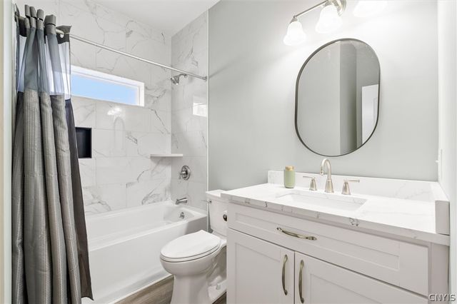 241 Bloomfield, Van Buren, NY 13027