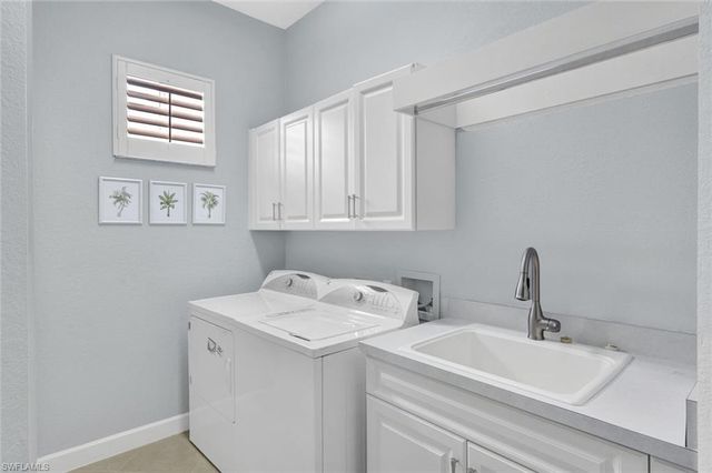 9560 Cypress Hammock CIR # 202, Estero, FL 34135