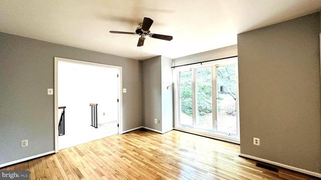 13 PAINTERS LN, Chesterbrook, PA 19087