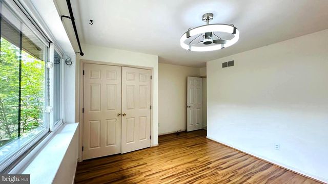 13 PAINTERS LN, Chesterbrook, PA 19087