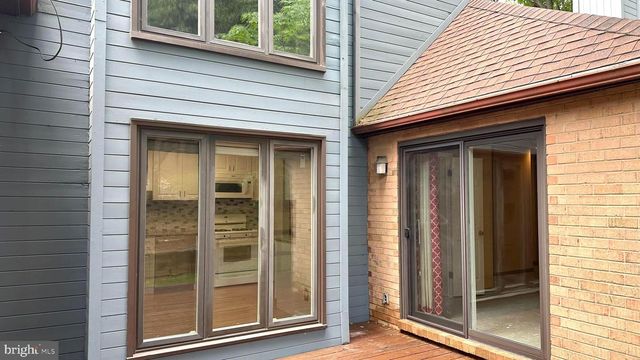 13 PAINTERS LN, Chesterbrook, PA 19087