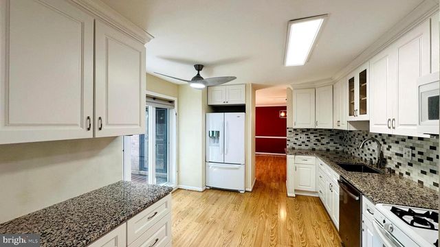 13 PAINTERS LN, Chesterbrook, PA 19087
