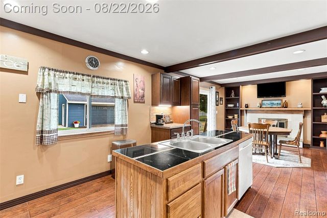 12606 Greenhill Drive, Grand Blanc, MI 48439