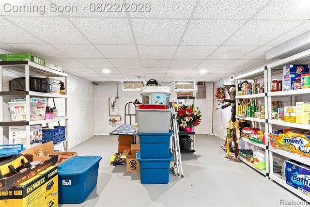 12606 Greenhill Drive, Grand Blanc, MI 48439