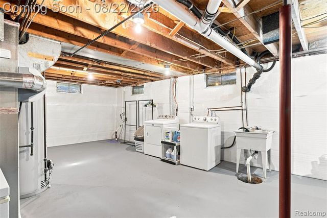 12606 Greenhill Drive, Grand Blanc, MI 48439