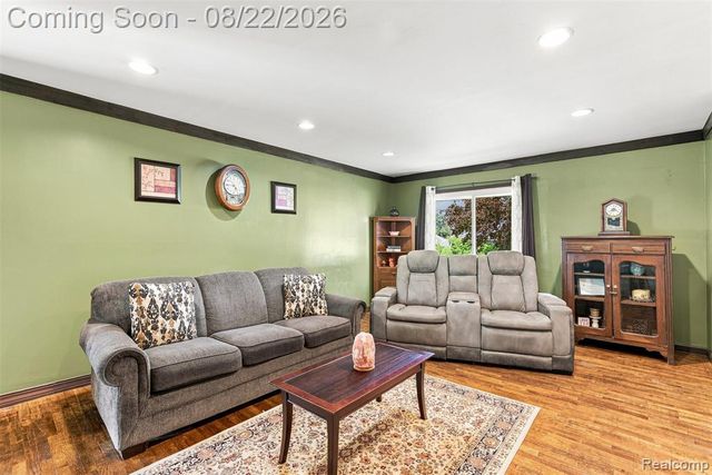 12606 Greenhill Drive, Grand Blanc, MI 48439