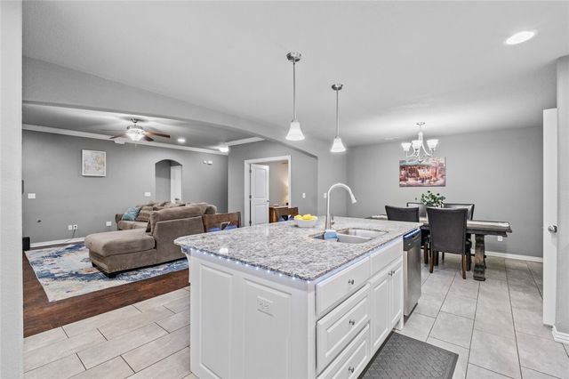805 Sedgwick Drive, Prairie Grove, AR 72753