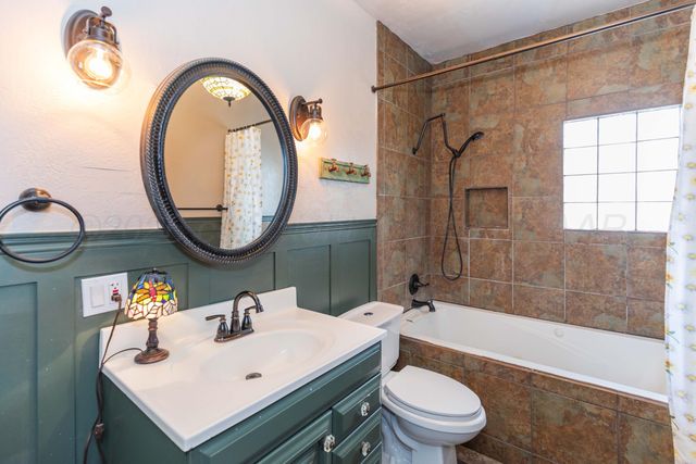 1301 N CHARLES Street, Pampa, TX 79065