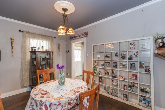 1301 N CHARLES Street, Pampa, TX 79065