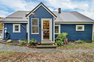 96 Clinton Street, Laconia, NH 03246