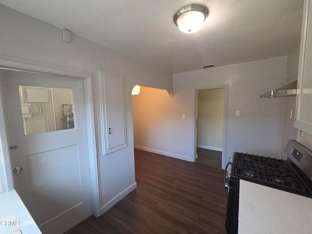 407 S Verdugo Road, Glendale, CA 91205