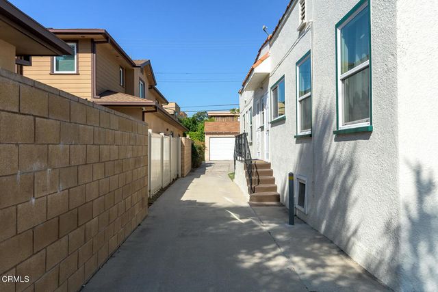 407 S Verdugo Road, Glendale, CA 91205