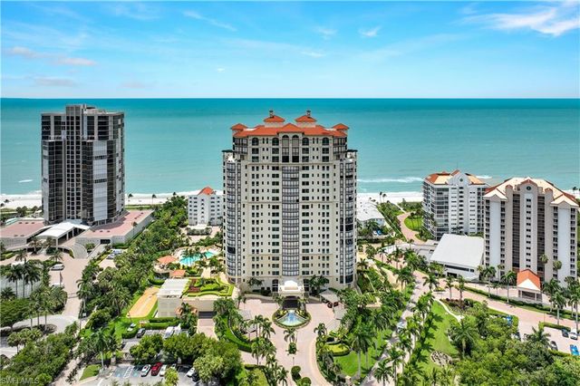 81 Seagate DR 803, Naples, FL 34103