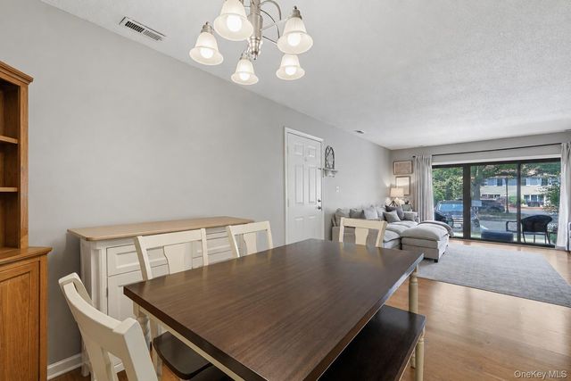 33 Moore Lane 15, Washingtonville, NY 10992