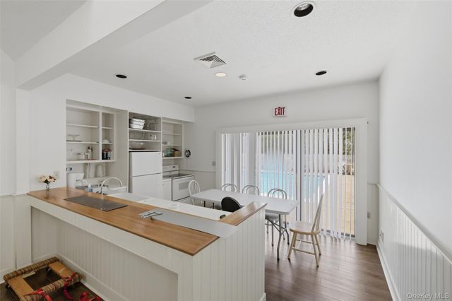 33 Moore Lane 15, Washingtonville, NY 10992