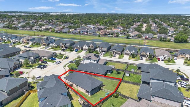 2004 Sadtler Ridge Circle, La Porte, TX 77571