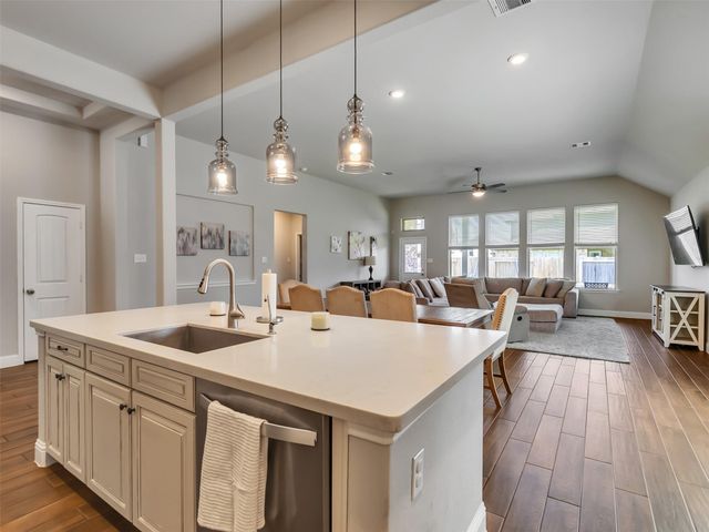 2004 Sadtler Ridge Circle, La Porte, TX 77571