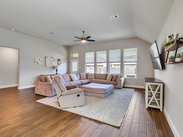 2004 Sadtler Ridge Circle, La Porte, TX 77571
