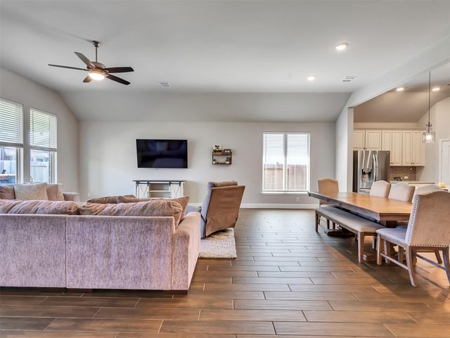 2004 Sadtler Ridge Circle, La Porte, TX 77571