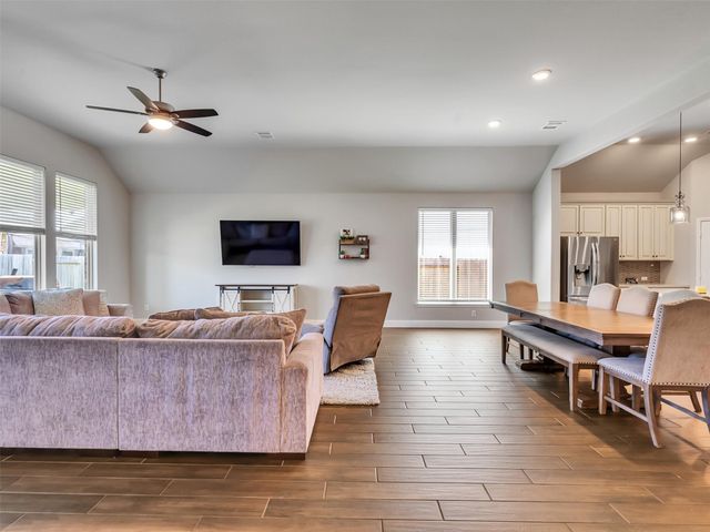 2004 Sadtler Ridge Circle, La Porte, TX 77571