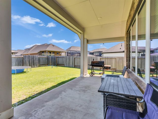2004 Sadtler Ridge Circle, La Porte, TX 77571