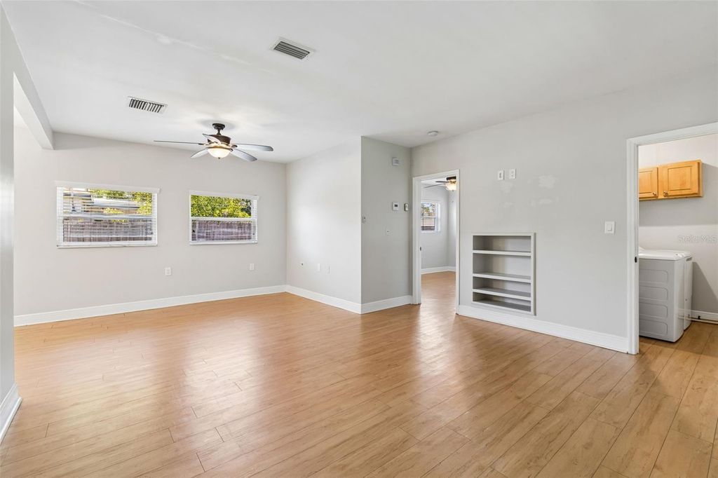 Image 17 of property listing at Address unavailable.