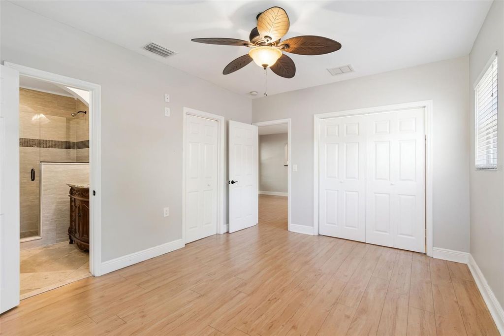 Image 18 of property listing at Address unavailable.