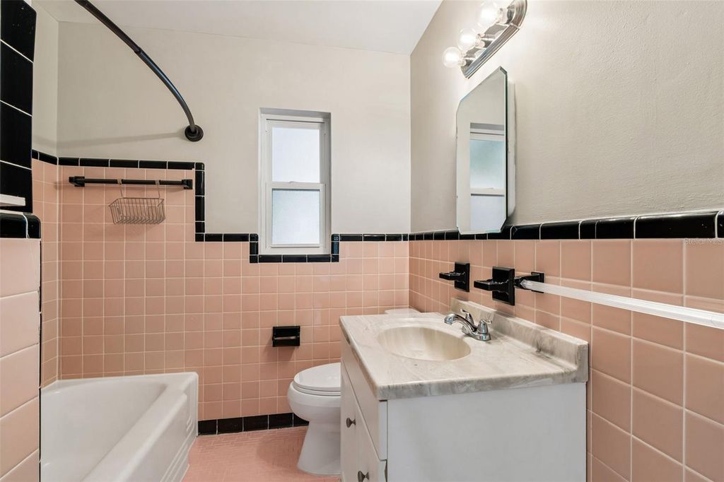 Image 24 of property listing at Address unavailable.