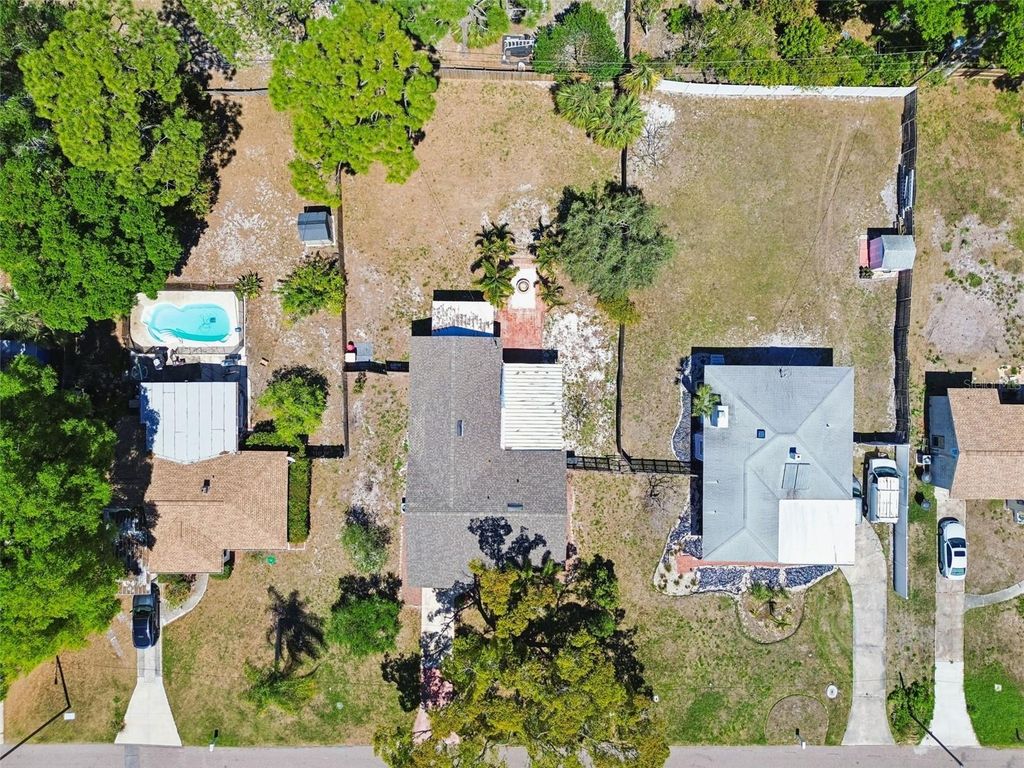 Image 35 of property listing at Address unavailable.