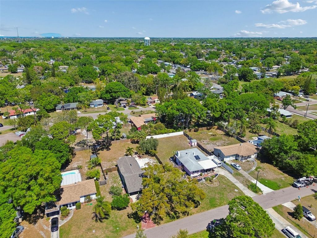 Image 36 of property listing at Address unavailable.