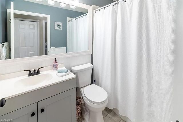 23084 Lone Oak DR, Estero, FL 33928