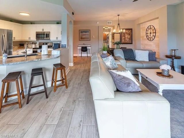 23084 Lone Oak DR, Estero, FL 33928