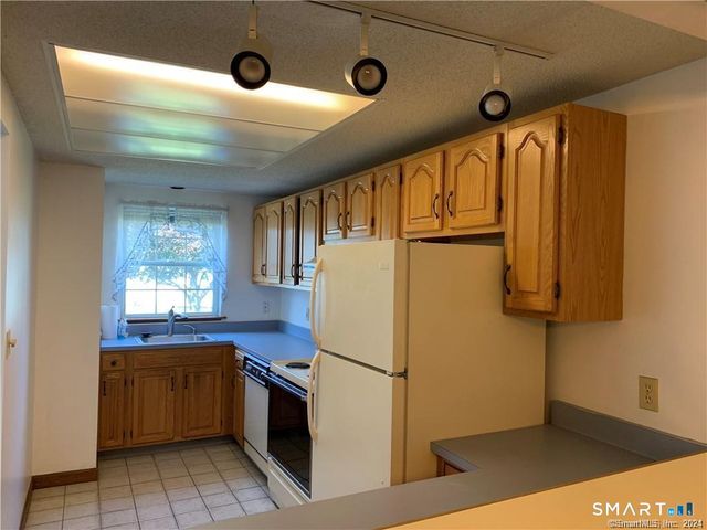 3 jamie Lane C, Manchester, CT 06042