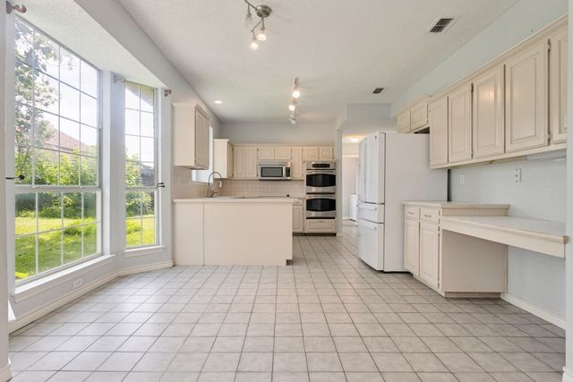 4709 Portrait Lane, Plano, TX 75024