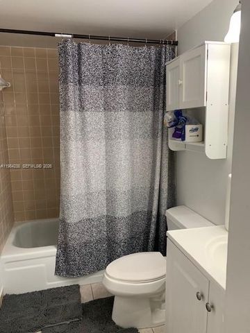 5550 NW 44th Street 404B, Lauderhill, FL 33319