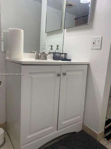 5550 NW 44th Street 404B, Lauderhill, FL 33319