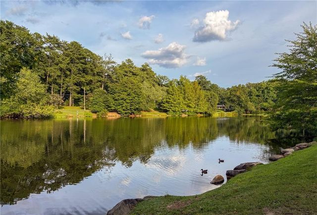21 S Avondale Road, Avondale Estates, GA 30002