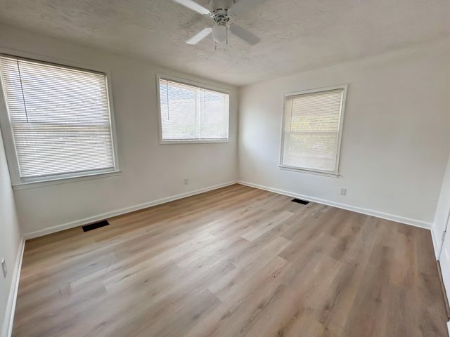 436 Price Road, Lexington, KY 40508