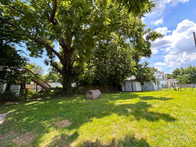 436 Price Road, Lexington, KY 40508