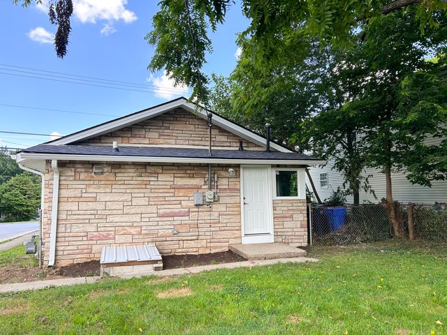 436 Price Road, Lexington, KY 40508
