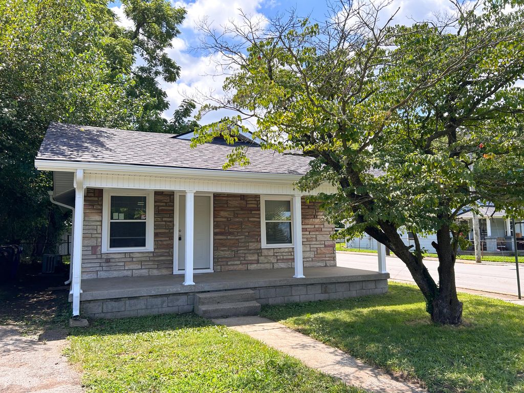 436 Price Road, Lexington, KY 40508