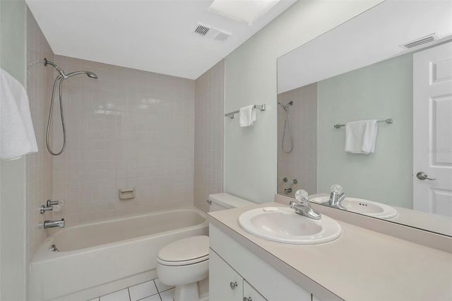 3034 EASTLAND BOULEVARD D210, Clearwater, FL 33761