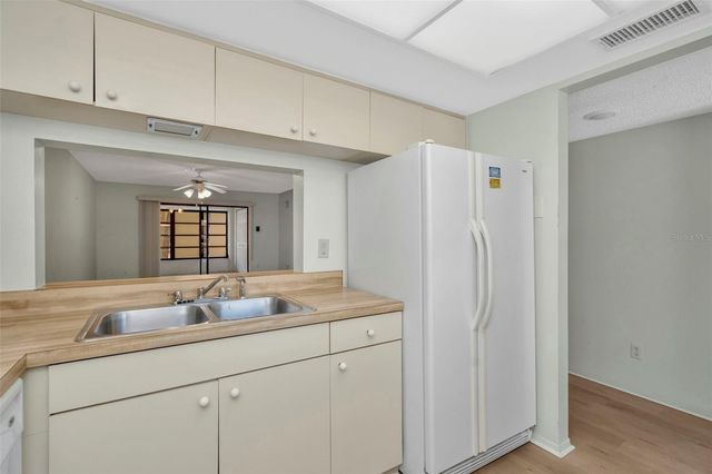 3034 EASTLAND BOULEVARD D210, Clearwater, FL 33761